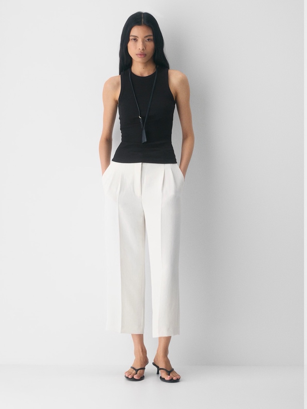 Aritzia, The Effortless Pant™ Cropped - Crepette